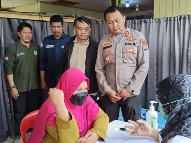 
					Polres Tana Tidung dan Pemerintah Kabupaten Tana Tidung Gelar Bakti Kesehatan, Sunatan Massal, dan Bansos Sambut HUT Bhayangkara ke-79