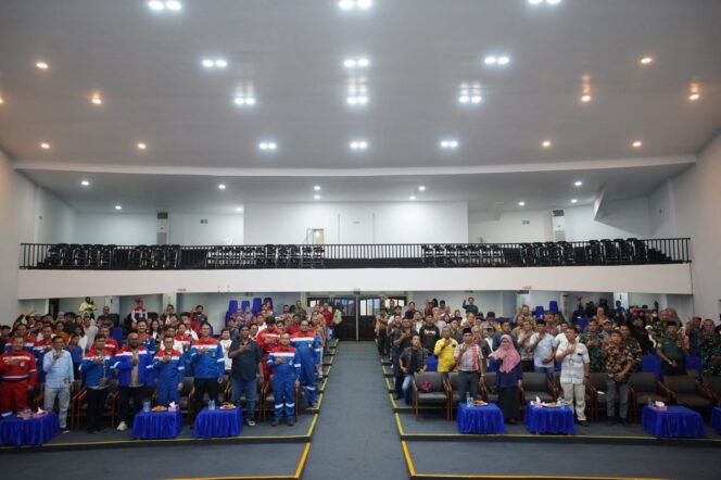 
					PT Kilang Pertamina Internasional (KPI) Unit Balikpapan menggelar Sosialisasi, Doa Bersama & Santunan. Kegiatan ini turut melibatkan Stakeholder Terkait, 5 Panti Asuhan dan masyarakat di area ring 1 perusahaan. Sosialisasi ini diselenggarakan di Banua Patra Balikpapan.