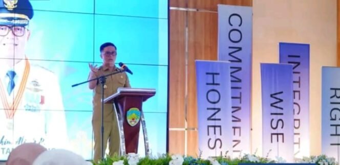 
					 Bupati Tana Tidung, Ibrahim Ali, S.P, menghadiri Kegiatan Sosialisasi Internal Audit Charter di Gedung Serbaguna Dinas Pendidikan, Senin (23/06/2025). 