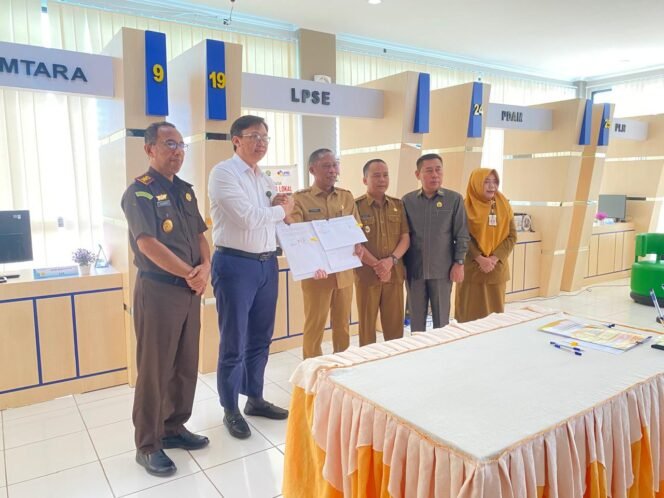 
					Tingkatkan aksesibilitas layanan peradilan bagi masyarakat di wilayah terpencil, Pengadilan Negeri (PN) Tanjung Selor meluncurkan program inovatif bertajuk Silaju Tenguyun pada Juni 2025.