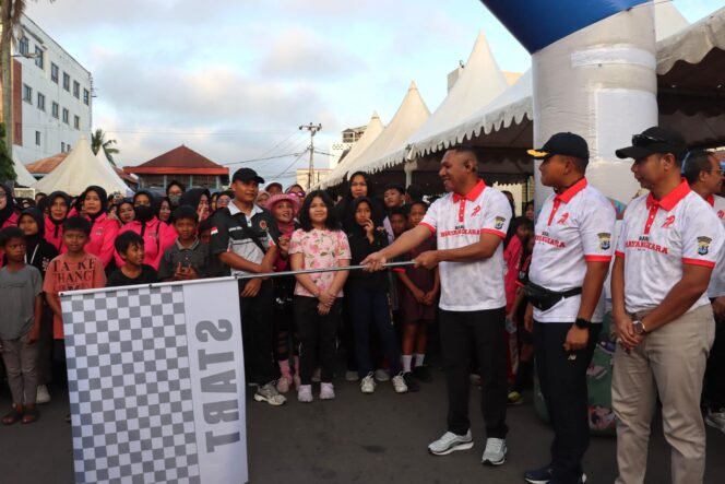 
					Polres Nunukan Gelar Jalan Santai dan Layanan Gratis Sambut Hari Bhayangkara ke-79