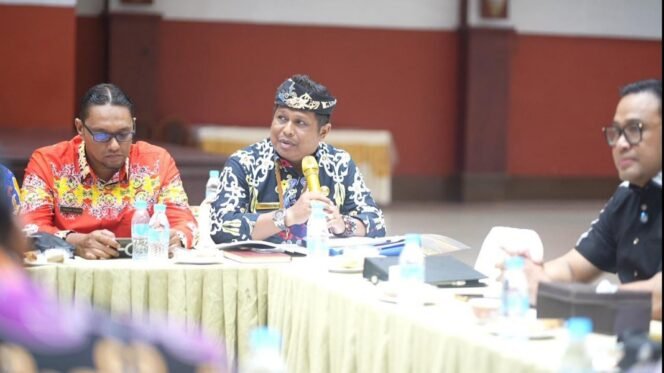 
					Plt Kepala Disdikbud Provinsi Kaltara, Hasanuddin. Foto: ist