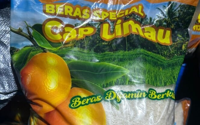 
					Beras dari Malaysia. Foto: ist