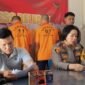 Kapolsek Tarakan Timur Didampingi Kanit Reskrim Gelar Press Release Pengungkapan Kasus Pencurian Rokok. Foto: fokusborneo.com