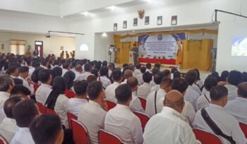Walikota Tarakan Khairul Memberikan Pengarahan Kepada 550 PPPK. Foto: fokusborneo.com