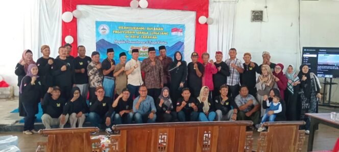 
					Soko Lumajang dan Pakuwaja gelar silaturahmi di Tarakan. Foto: ist