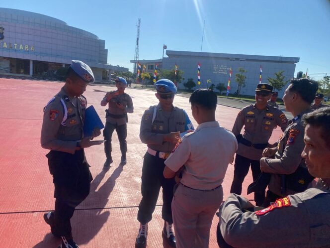 
					bertempat di Lapangan Apel Mako Polda Kaltara, telah dilaksanakan kegiatan Penegakan, Ketertiban dan Kedisiplinan (Gaktibplin) Personil Polda Kaltara oleh Subbid Provos Bidpropam Polda Kaltara. Selasa (17/06/2025).