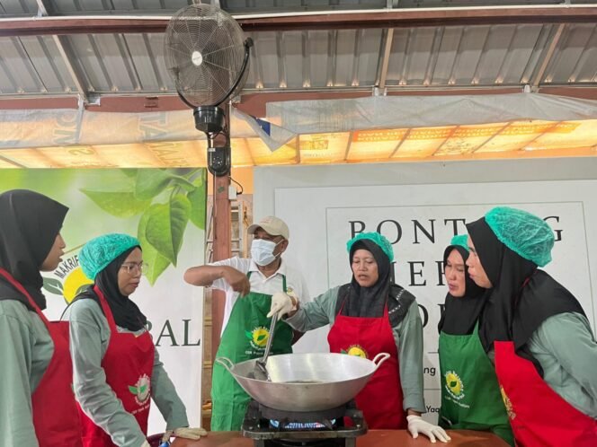 
					PT Kilang Pertamina Internasional (KPI) Unit Balikpapan melalui Mitra Binaan Corporate Social Responsibility (CSR) Program Warga Siaga Sehat (WASIAT) Sejahtera 51, Kelurahan Baru Ilir melaksanakan kegiatan studi tiru. 