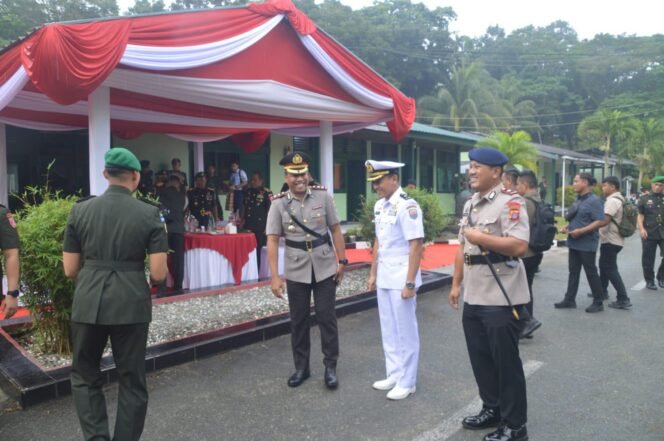 
					Sertijab (Serah terima jabatan) Komandan Batalyon Zeni Tempur 17/Ananta Dharma (Yonzipur 17/AD) Komando Daerah Militer (Kodam) VI/Mulawarman resmi dilaksanakan di Lapangan Markas Yonzipur 17/AD, Kota Balikpapan, Kalimantan Timur, Kamis (26/6/2025).
