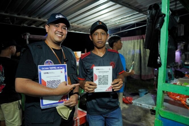 
					BI Kaltara sosialisasikan penggunaan QRIS ke pedagang. Foto: ist