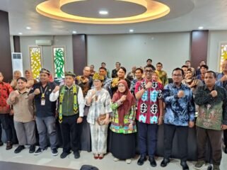 Kunjungan Wamendiktisaintek Prof Stella Christie ke Kampus UBT. Foto: Fokusborneo.com
