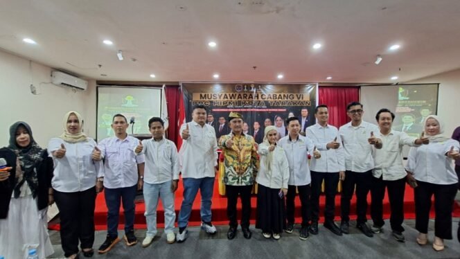 
					Walikota Tarakan dr Khairul menghadiri Muscab HIPMI VI Kota Tarakan. Foto: Fokusborneo.com 