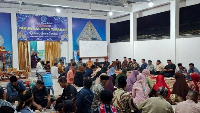 
					Rapat persiapan pelantikan pengurus Pakuwaja Kota Tarakan. Foto: Fokusborneo.com 