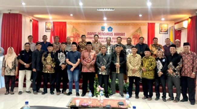 Pakuwaja Kaltara gelar rapat pengurus harian. Foto: ist