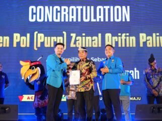 Gubernur Kalimantan Utara (Kaltara), Dr. H. Zainal A. Paliwang, S.H., M.Hum sukses meraih penghargaan “Indonesia Youth Award” Tahun 2025 kategori Tokoh Pembangunan Daerah. 
