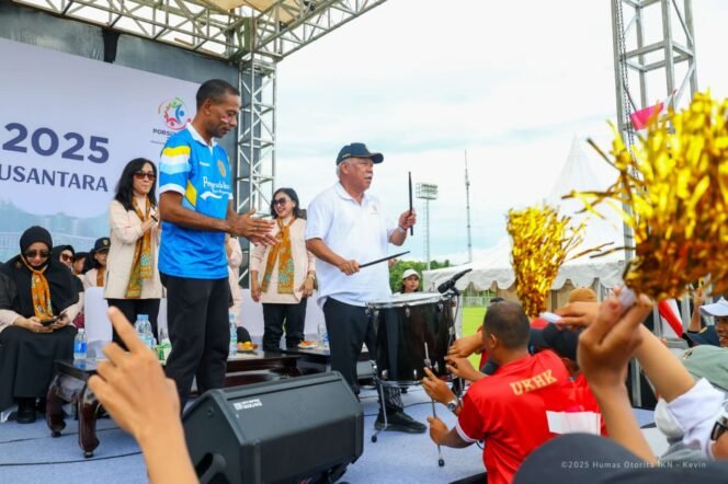 
					Di tengah geliat pembangunan fisik Ibu Kota Nusantara, Otorita IKN memulai Pekan Olahraga dan Seni Nusantara (Porsentara) 2025 sebagai ruang untuk membangun dimensi manusiawi dari transformasi ini, melalui olahraga, seni, dan rasa