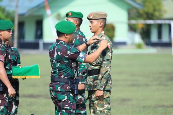 
					Komando Daerah Militer VI/Mulawarman resmi menutup Pendidikan Dasar Militer dan Pelatihan Manajerial Satuan Pendidikan Pendamping Indonesia (SPPI) Batch 3 Tahun Anggaran 2025. Upacara yang dipimpin oleh Kasdam VI/Mulawarman, Brigjen TNI Ari Aryanto, S.E., M.I.P., ini berlangsung khidmat di Lapangan Darmawangsa, Dodikjur Rindam VI/Mlw, pada Sabtu (12/07/25).