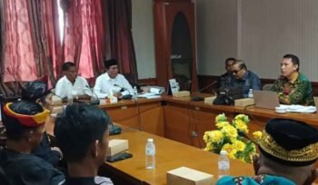 RDP Komisi I DPRD Kabupaten Nunukan bahas pemekaran dua desa persiapan, Desa Binusan Dalam dan Desa Ujang Fatimah, menjadi desa definitif di ruang rapat Ambalat I DPRD Nunukan, Kamis (24/7/2025).