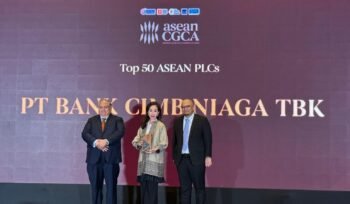 . PT Bank CIMB Niaga Tbk (CIMB Niaga) kembali berhasil meraih prestasi membanggakan di tingkat regional yaitu Top 50 ASEAN Public Listed Companies (PLCs/Perusahaan Terbuka) dan Top 1 in Indonesia PLCs untuk ketiga kalinya