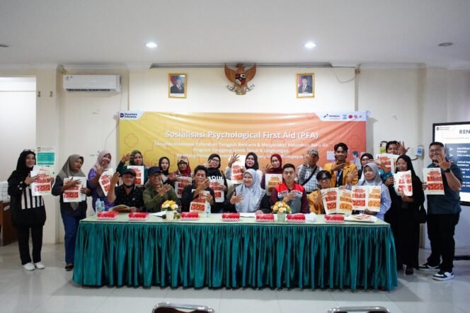
					PT Kilang Pertamina Internasional (KPI) Unit Balikpapan melalui fungsi Health, Safety, Security and Environment (HSSE) bagian Health dan Pemerintah Kelurahan Baru Ilir menyelenggarakan Sosialisasi Psychological First Aid (PFA) bagi relawan Kelurahan Tangguh Bencana (KATANA)