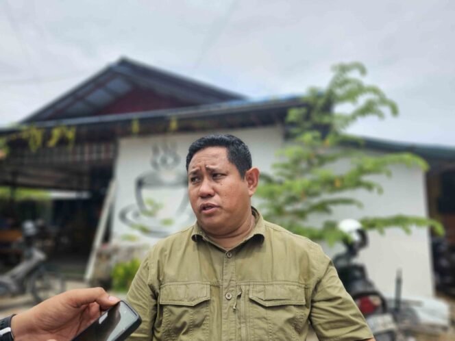 
					Kepala Badan Kesatuan Bangsa dan Politik (Kesbangpol) Bulungan, Darmawan