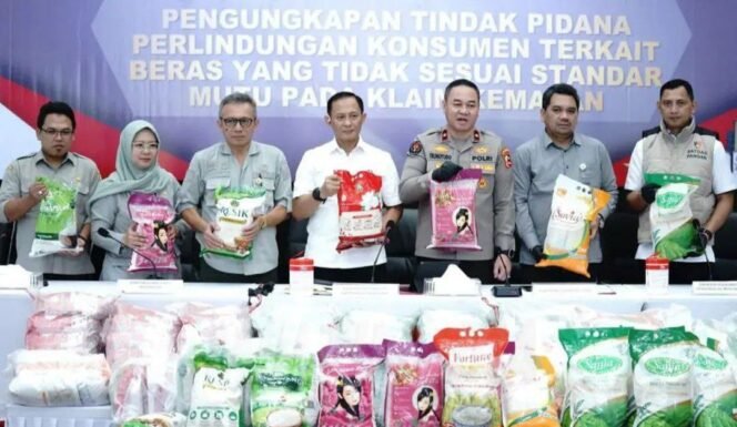
					Press release pengungkapan dugaan pengoplosan beras yang nail ke tahap penyidikan. (Foto : ist)