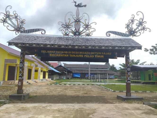 
					Lokasi: Desa Sajau, Kecamatan Tanjung Palas Timur, Bulungan, Kaltara
Akses: Sekitar 20 menit dari Tanjung Selor