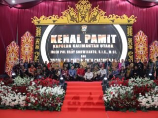 Malam kenal pamit dan pisah sambut Kapolda Kaltara dari Irjen Pol. Hary Sudwijanto, S.I.K., M.Si. kepada Brigjen Pol. Djati Wiyoto Abadhy, S.I.K. menjadi momen penting untuk mempererat sinergi antara Pemerintah Provinsi Kaltara dan Kepolisian Daerah. acara yang digelar di Gedung Pasparawi pada Rabu (28/08/2025).
