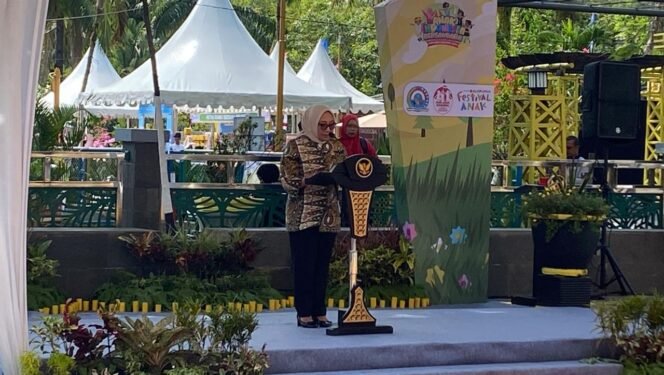 
					Menteri Pemberdayaan Perempuan dan Perlindungan Anak (PPPA), Arifah Fauzi