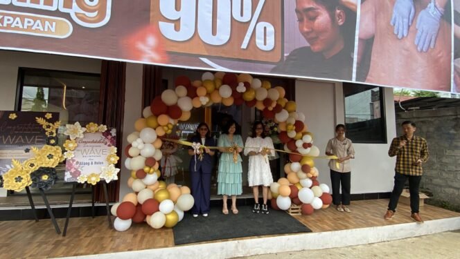 
					Grand Opening De WAVE Balikpapan, Hadirkan Diskon Hingga 90 Persen