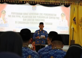 Wali Kota Tarakan Serahkan SK Pengangkatan 83 PNS dan PPPK Tahap II