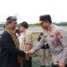 Kapolda Kalimantan Utara Irjen Pol. Djati Wiyoto Abadhy, S.I.K., secara langsung menyambut kedatangan Menteri Pertanian Republik Indonesia, Bapak Andi Amran Sulaiman, beserta rombongan di Bandara Juwata Tarakan pada Minggu (28/09/2025).