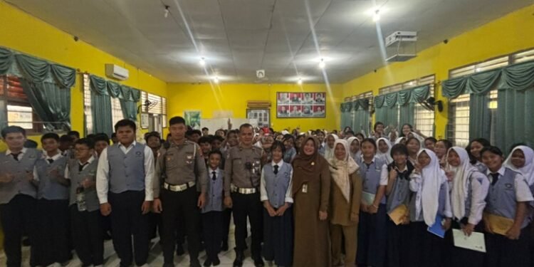 Satlantas Polresta Bulungan Sosialisasi Etika dan Tata Tertib di SMPN 1 Tanjung Selor 