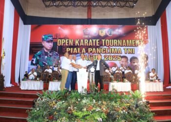 Wakil Panglima TNI Resmi Tutup Open Karate Tournament Piala Panglima TNI 2025