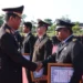 Kapolda Kaltara Berikan Penghargaan kepada Personel dan Warga Sipil Berprestasi