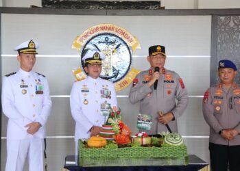 Kejutan Hangat Kapolda Kaltara di Mako Kodaeral XIII Sambut HUT TNI ke-80