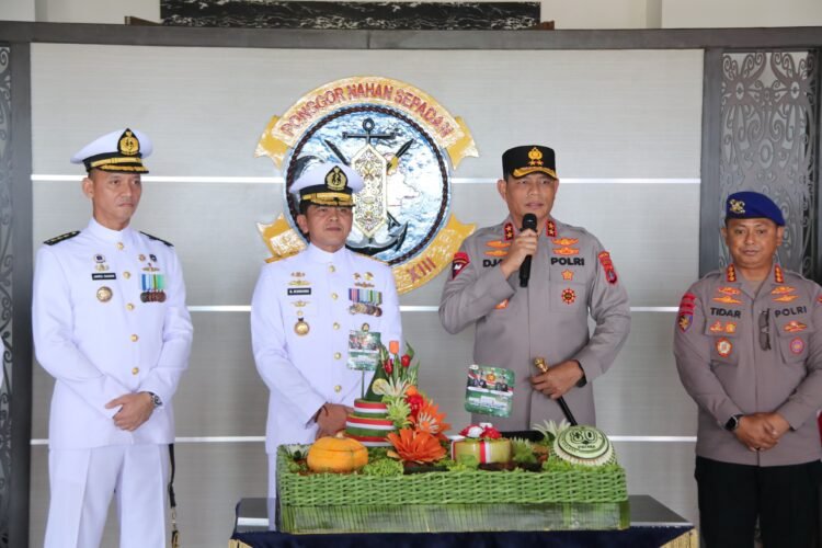 Kejutan Hangat Kapolda Kaltara di Mako Kodaeral XIII Sambut HUT TNI ke-80