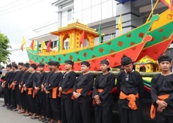 Kapolres Tarakan Imbau Masyarakat Utamakan Keselamatan dan Ketertiban Saat Festival Iraw Tengkayu 