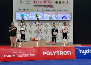 Prestasi Gemilang Shelly Cahyani: Medali Perak untuk Kaltara di PON Bela Diri