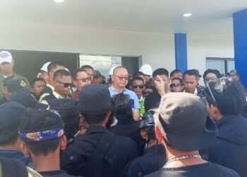 Tuntutan Warga Berujung Blokade Jalan di PT. PRI Tarakan