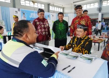 Job Fair 2025 Dibuka, Wagub Ingkong Ajak Dunia Usaha Bersinergi Turunkan Pengangguran