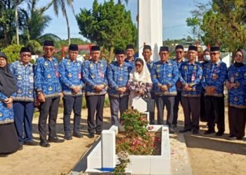 HUT Korpri Ke-54: DP Korpri Tarakan Gelar Upacara, Ziarah Makam Pahlawan, Hingga Baksos Kesehatan