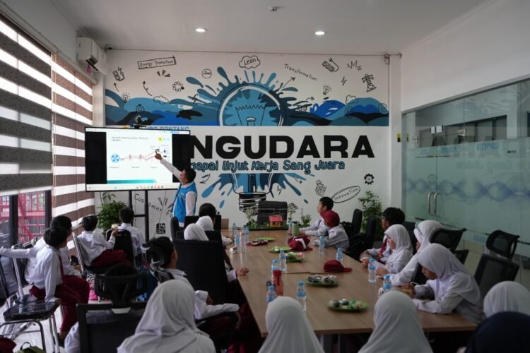 PLN Perkuat Edukasi Energi dan Keselamatan Ketenagalistrikan Sejak Dini di Samarinda dan Bontang