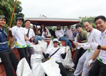 Gotong Royong PLN dan Pemkot Samarinda, Selamatkan Ekosistem Sungai Karang Mumus