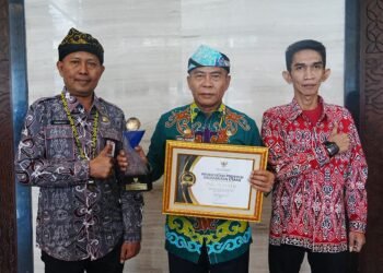 Pertama kalinya dibawah kepemimpinan Gubernur Zainal, Pemprov raih predikat “Informatif”