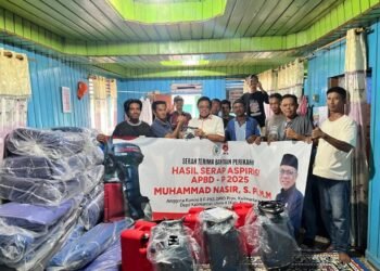 Realisasi Aspirasi Masyarakat, Muhammad Nasir Serahkan Bantuan Sarana Rumput Laut di Nunukan Barat