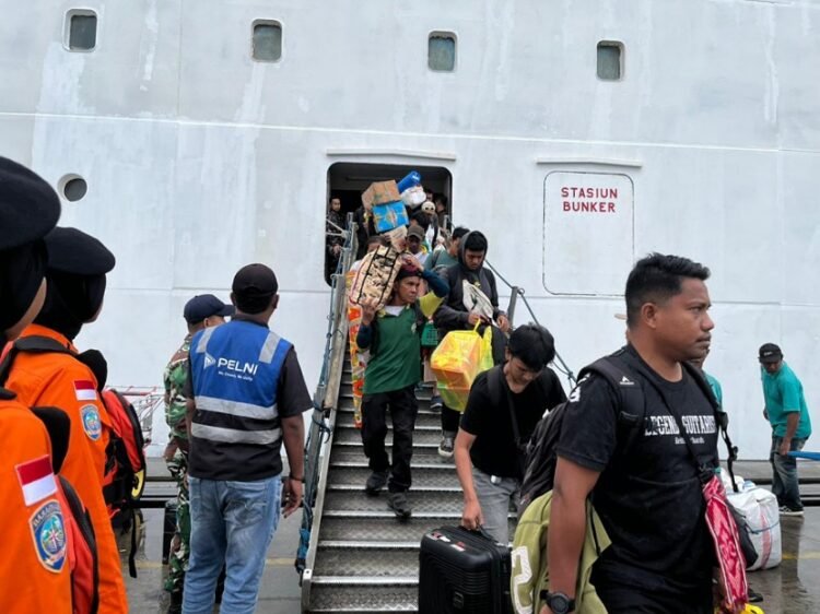 Kerahkan Tiga Armada, Cara Pelni Tarakan Redam Sesak di Puncak Arus Balik