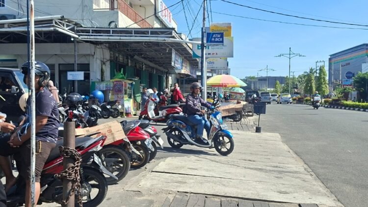 Dinamika Sistem Baru, Jukir dan Pengelola Parkir Tarakan Beda Pendapat