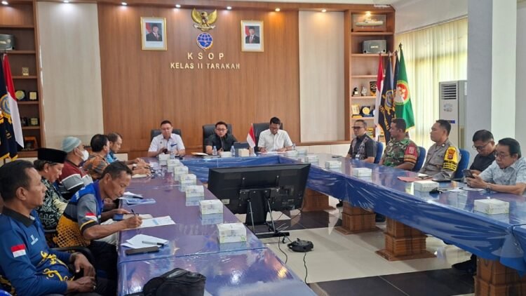 KSOP Izinkan Bongkar Muat di Jembatan Besi, Pengelola Diberi Dua Bulan Urus Perizinan