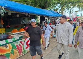 Alasan Pedagang Buah Musiman di Indoor Telaga Keramat Keberatan di Relokasi